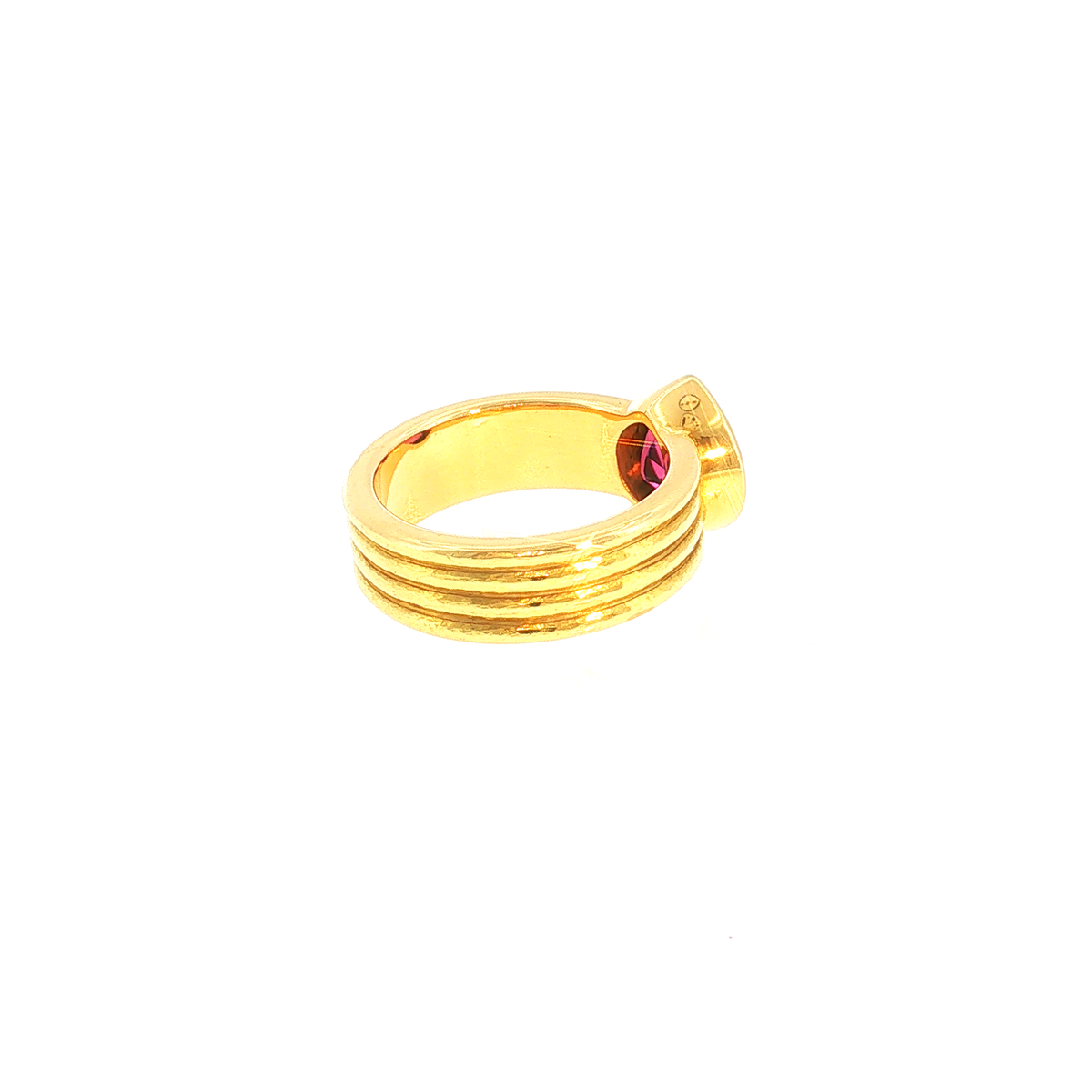 Solitaire Ring with Reddish-Pink Tourmaline in Ribbed Yellow Gold