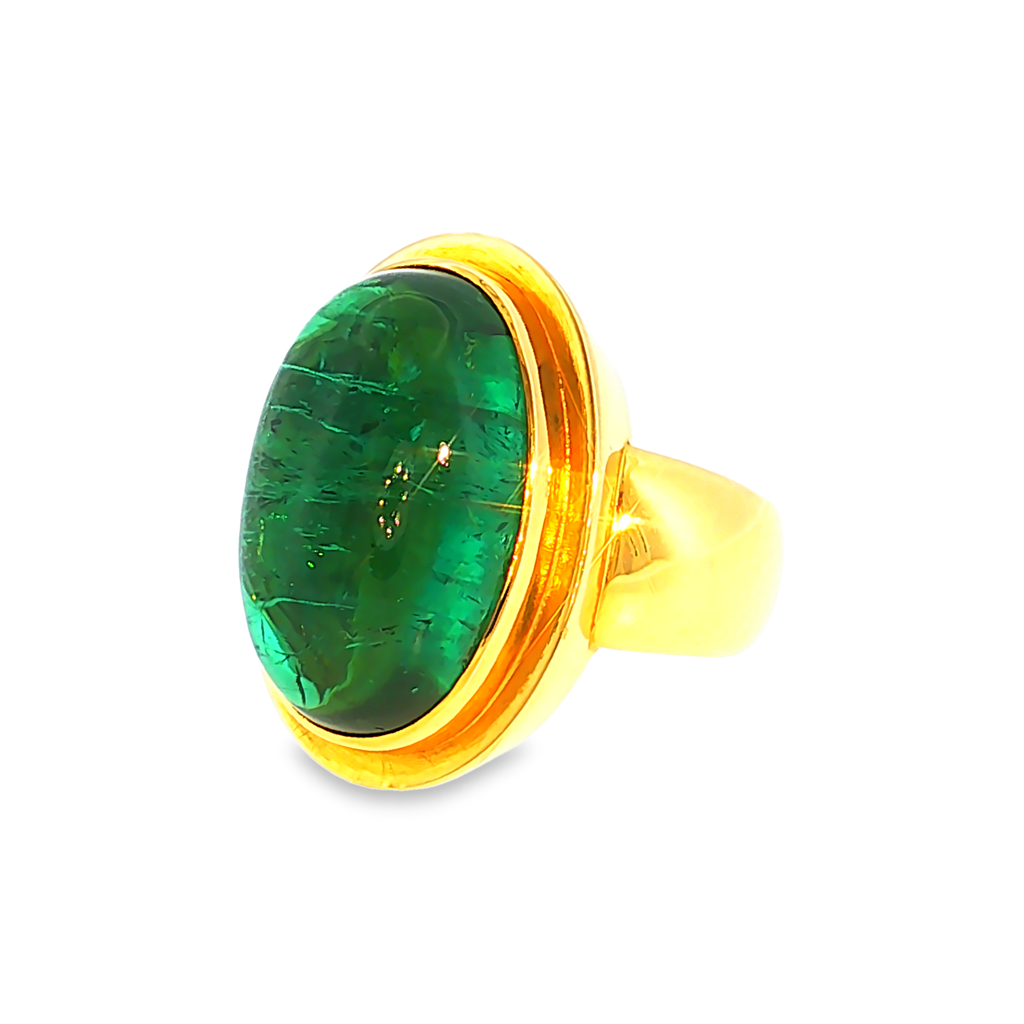 Gelbgold Solitärring mit grünem Turmalin-Cabochon