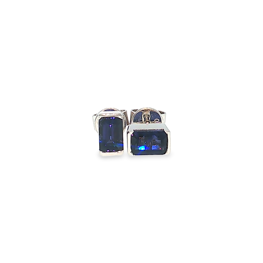 Rectangular Iolite Stud Earrings in 18kt White Gold