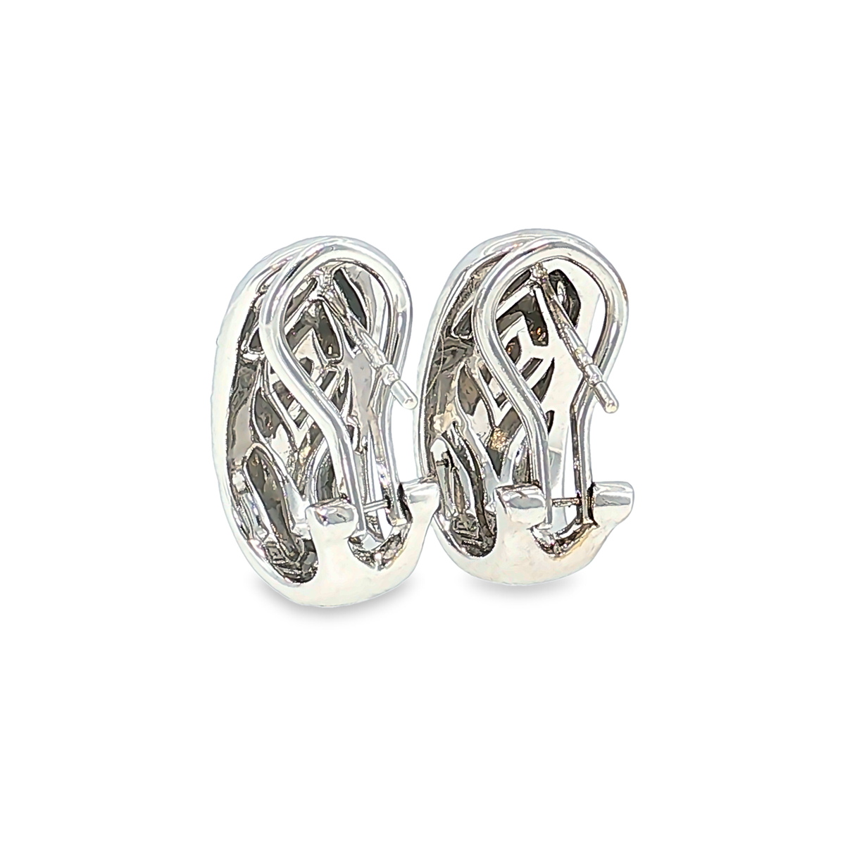 Clip-On Earrings in 14kt White Gold with Diamonds and Enamel