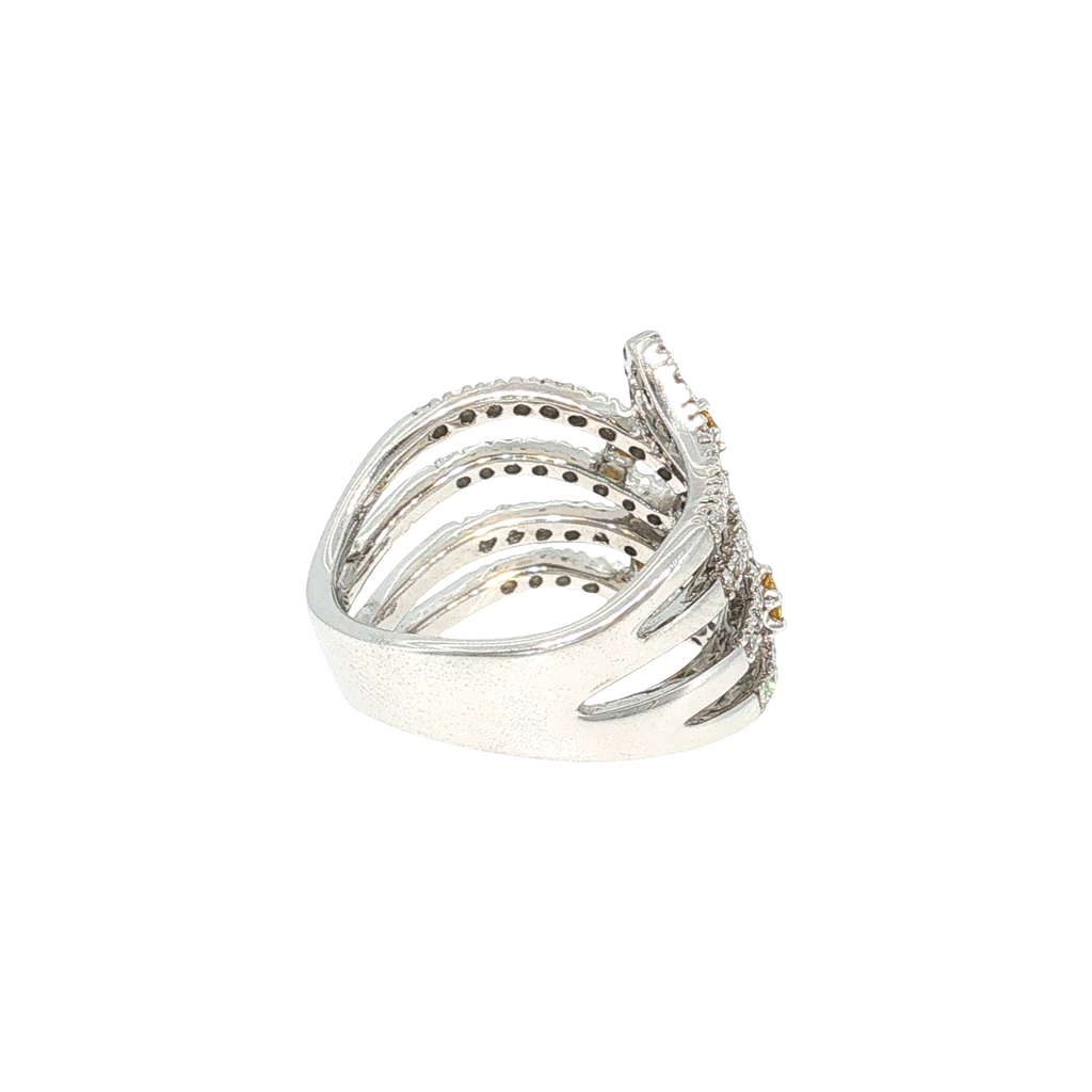 Cocktail Ring in White Gold with Fancy Yellow Diamonds
