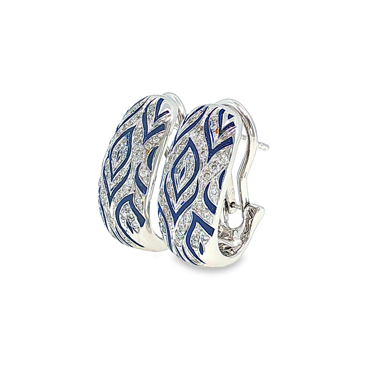 Ohrclips aus 14kt Weißgold mit Diamanten und Emaille