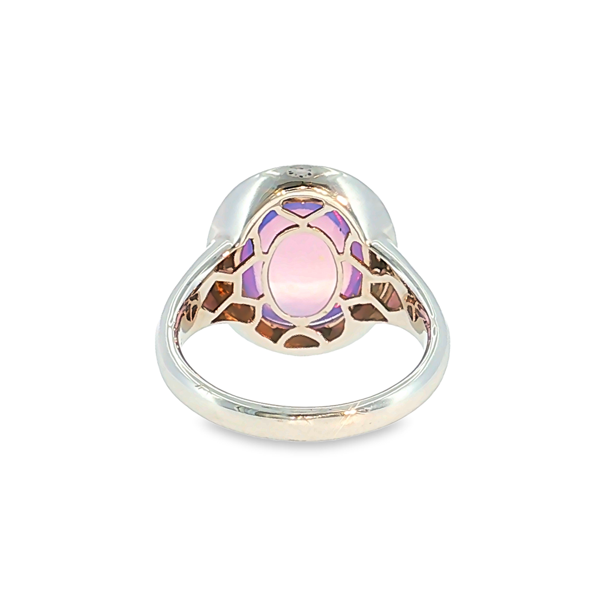 Modern 18 Karat White Gold Solitaire Ring with 6.48 ct Amethyst